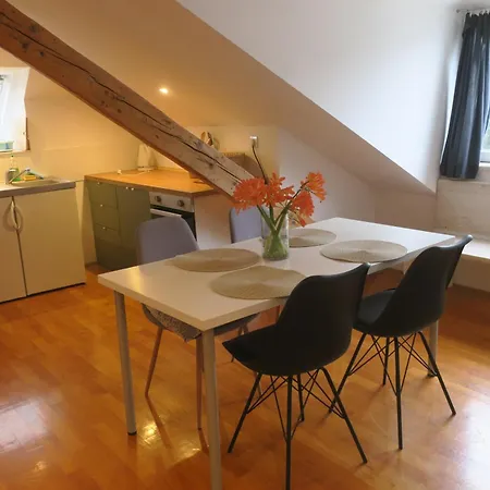 Apartman Miomir *