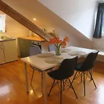 Apartment Miomir *